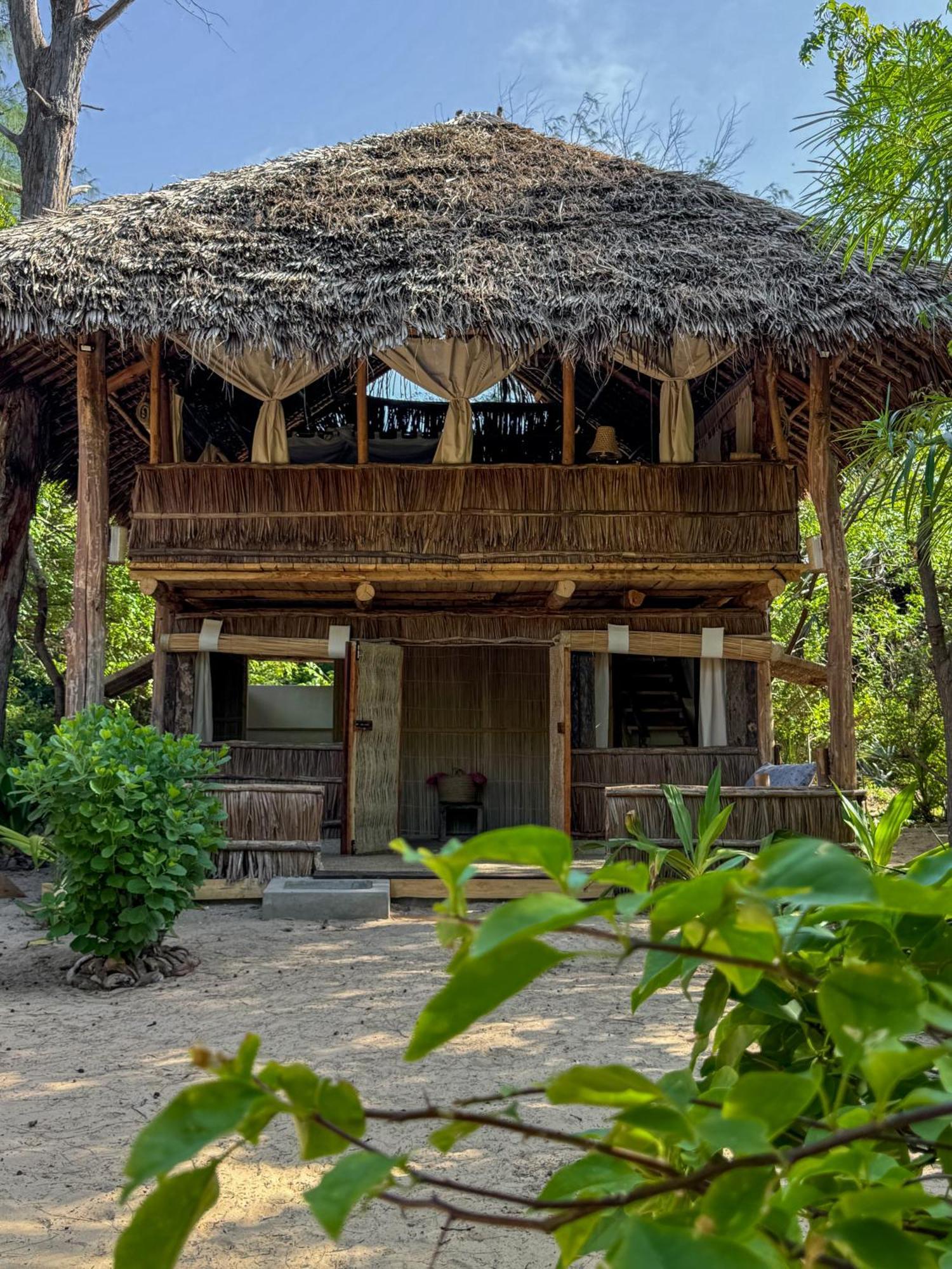 Che Shale Hotel Mambrui Exterior photo